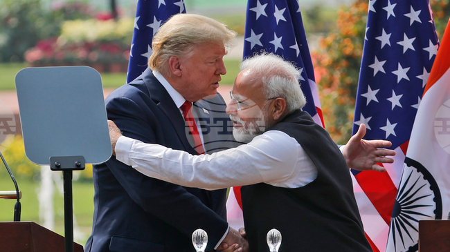 Индия отлага търговските преговори във Вашингтон след решението на Върховния съд на САЩ