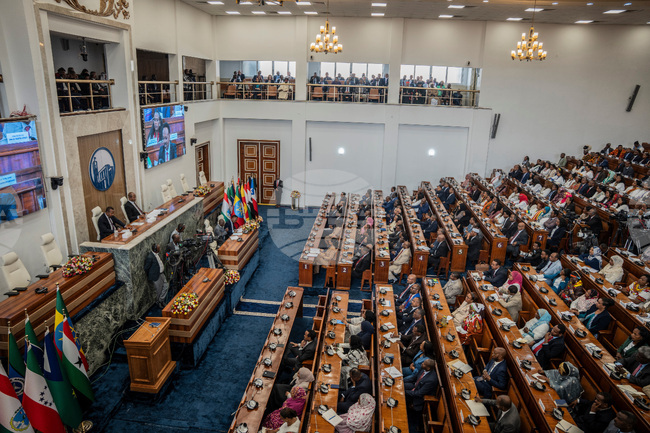 Етиопският премиер за първи път обвини бившия си съюзник Еритрея в масови убийства по време на конфликта в Тигре