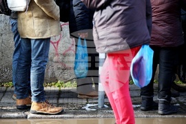 Храна за нуждаещи се - раздаване