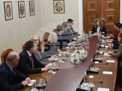 Президентство - ПП-ДБ - консултации