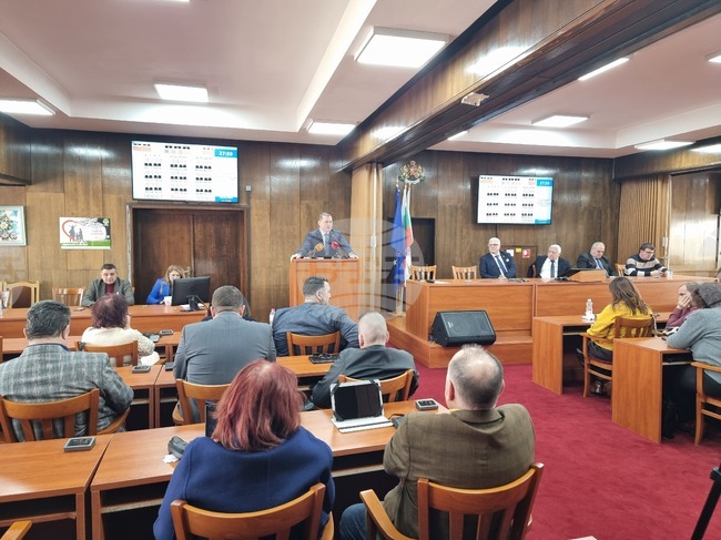 Ruse Municipality to Purchase Buffer Parking Lot for Heavy Trucks Near Danube Bridge If State Budget Provides Funds