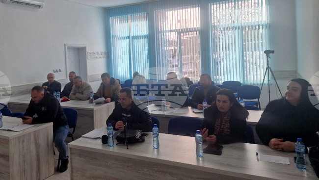 Заседанието на Общинския съвет в Лозница беше прекратено след напускане на съветници от ГЕРБ и ДПС