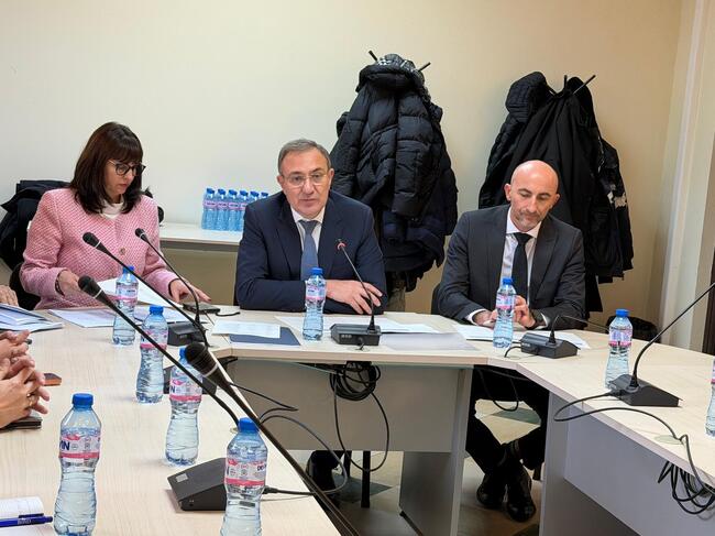 Министър Гуцанов провери напредъка на ремонтите на домовете за стари хора и изграждането на нови 250 социални услуги