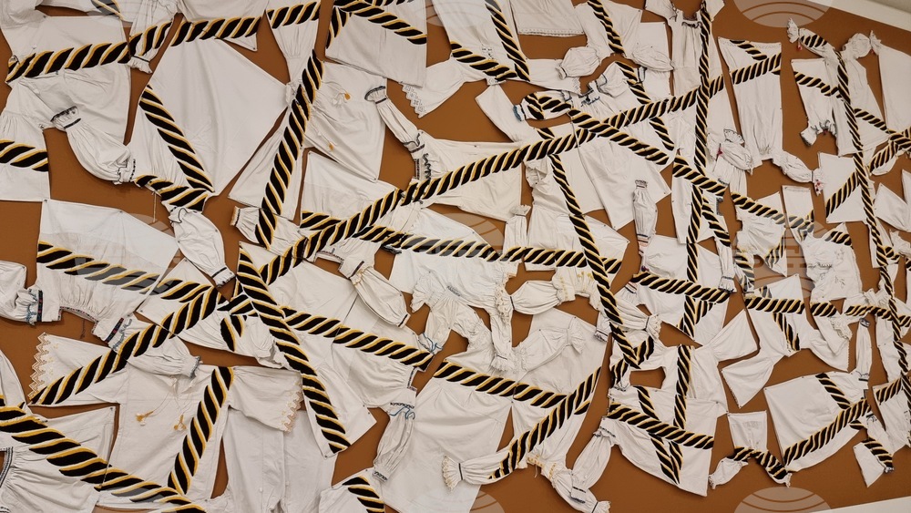 Румъния - Букурещ - Владимир Димитров-Майстора и Иван Ангелов - изложба