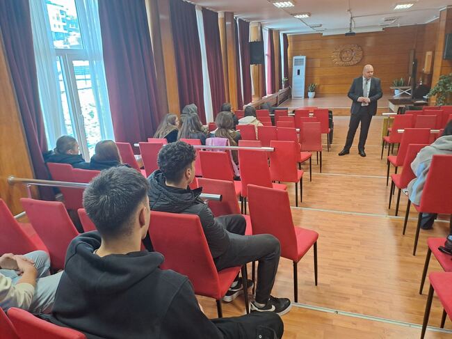 Районен съд – Кърджали отново постави началото на поредица от уроци по право