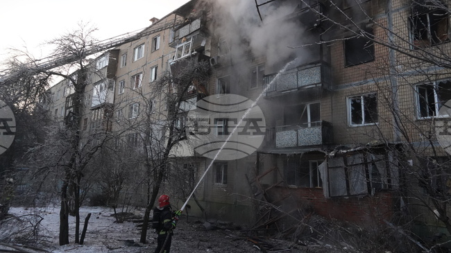 Руски атаки убиха трима души тази нощ, обявиха украинските власти