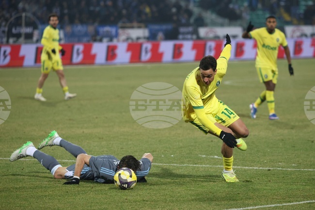 Лудогорец вкара три гола на Локомотив (София) след почивката и заслужи успеха