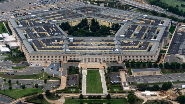 Силите на САЩ заловиха трети санкциониран петролен танкер, съобщи Пентагонът 