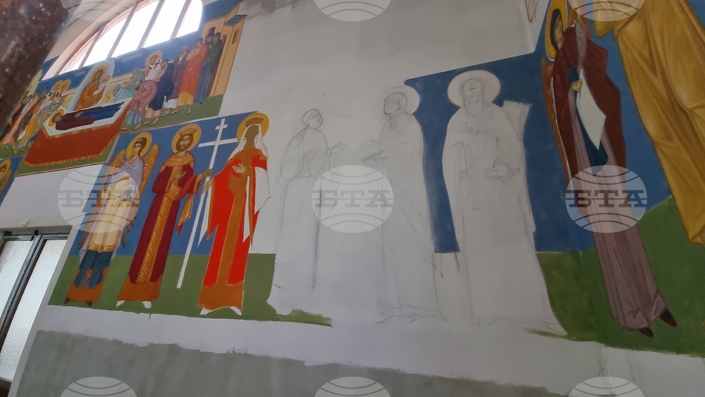 Сливен - храм „Света Петка“ - стенописи 