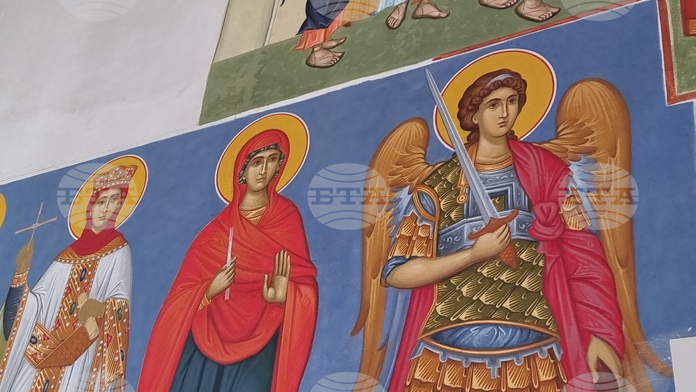 Сливен - храм „Света Петка“ - стенописи 