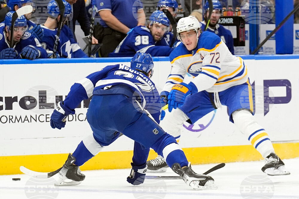 Sabres Lightning Hockey