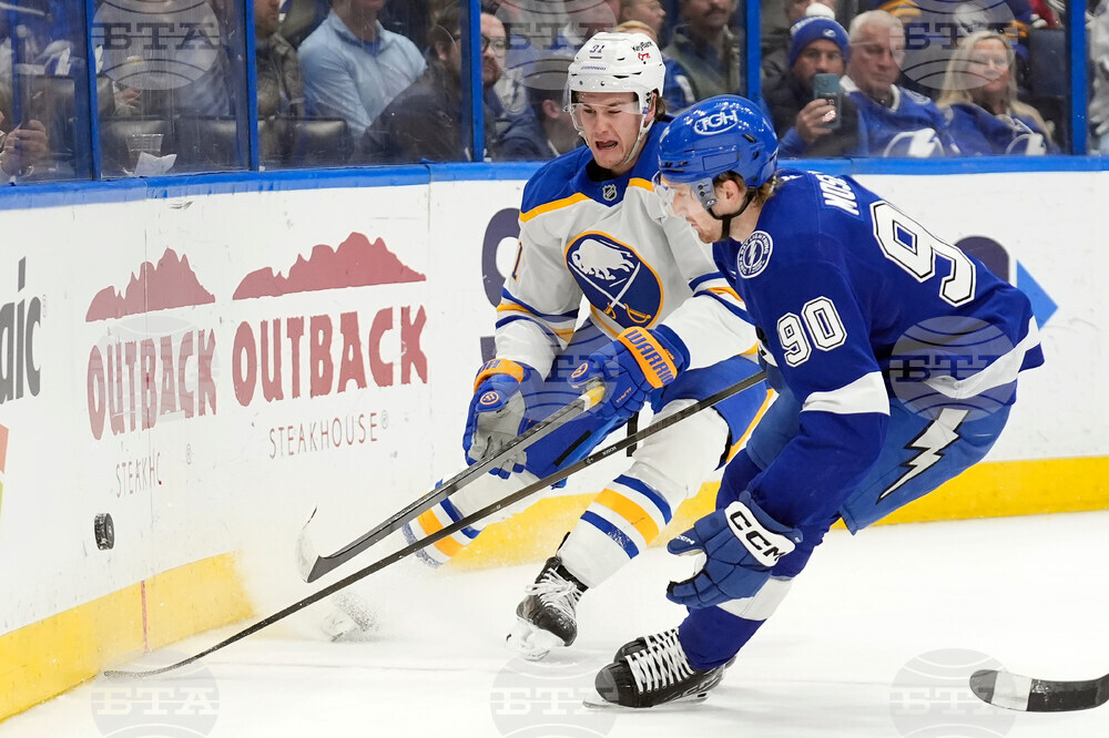 Sabres Lightning Hockey