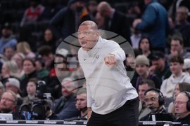 Bulls Bucks Basketball