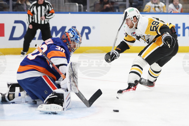 Penguins Islanders Hockey