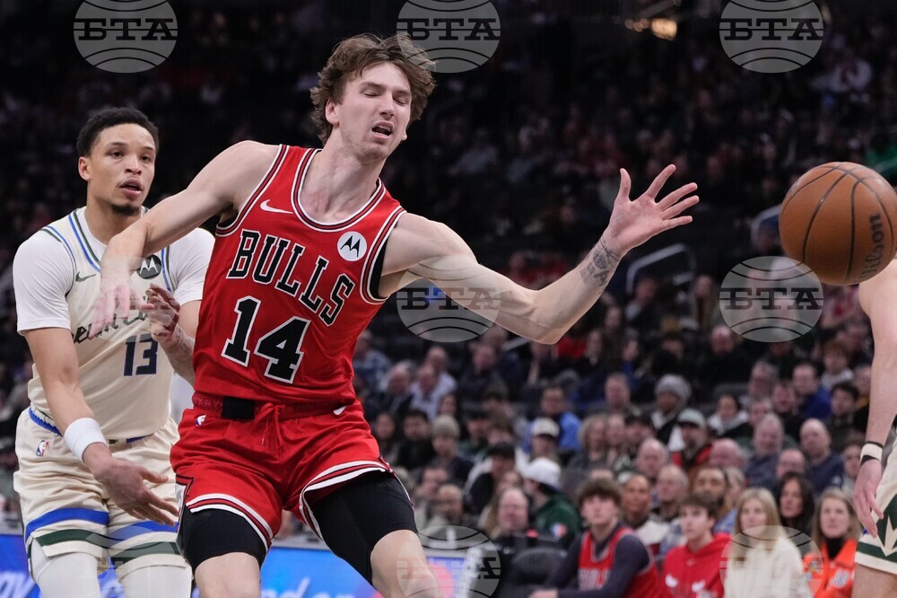 Bulls Bucks Basketball