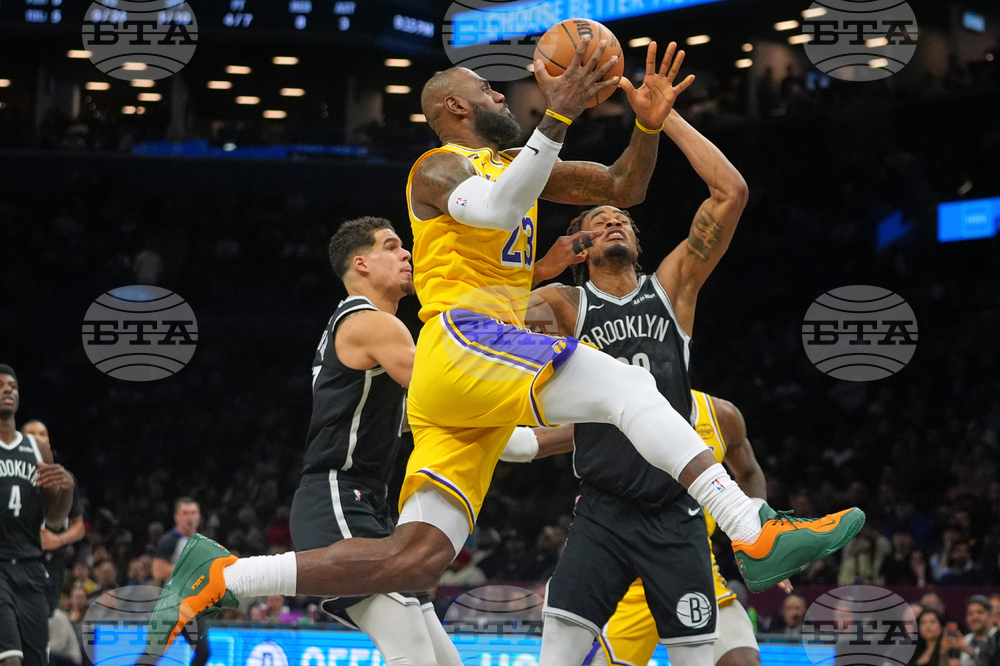Lakers Nets Basketball