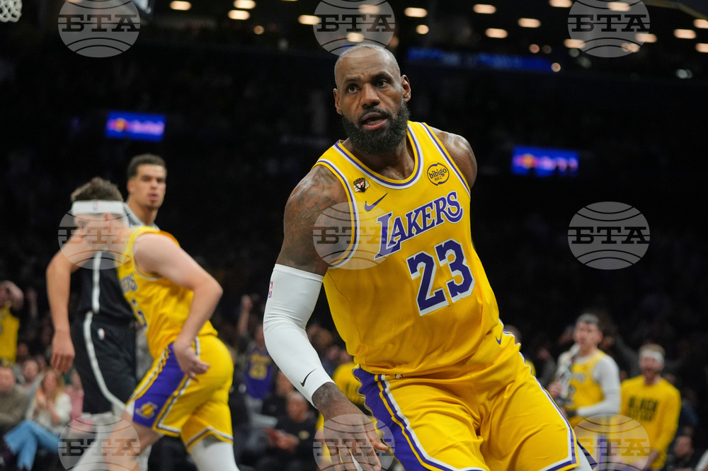 Lakers Nets Basketball