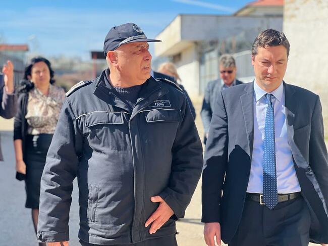 Министър Зарков след проверка в Ловеч: Необходими са спешни мерки за подобряване на условията на надзорния състав и на лишените от свобода