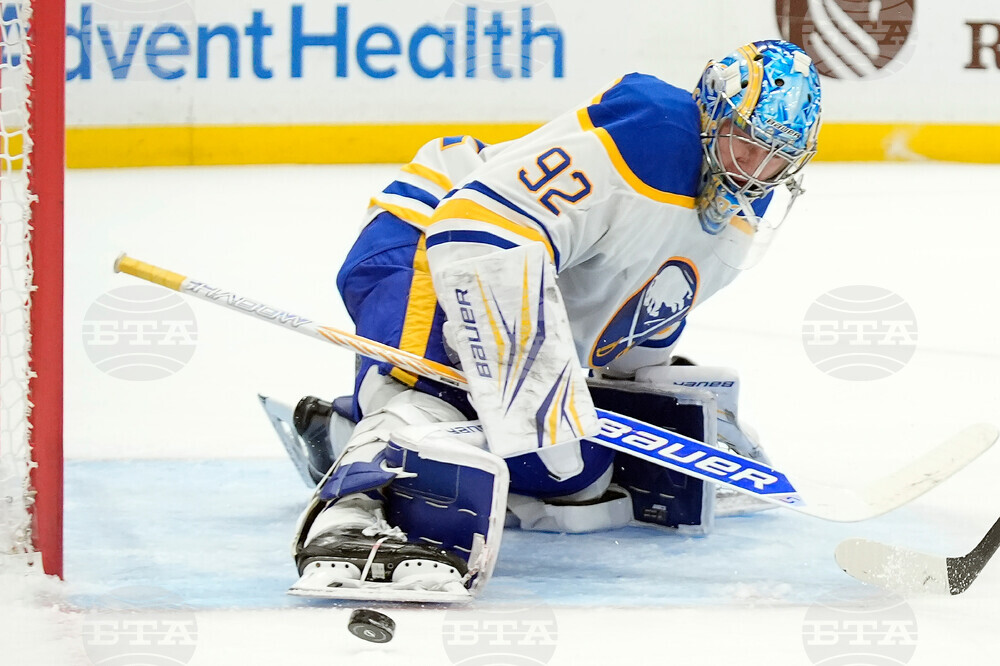 Sabres Lightning Hockey