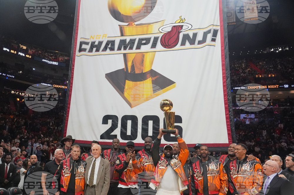 Hawks Heat Basketball