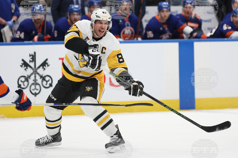 Penguins Islanders Hockey