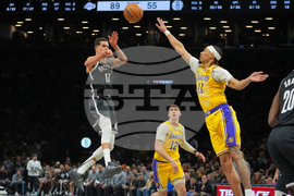 Lakers Nets Basketball