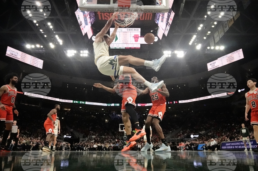 Bulls Bucks Basketball