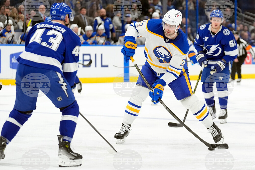 Sabres Lightning Hockey