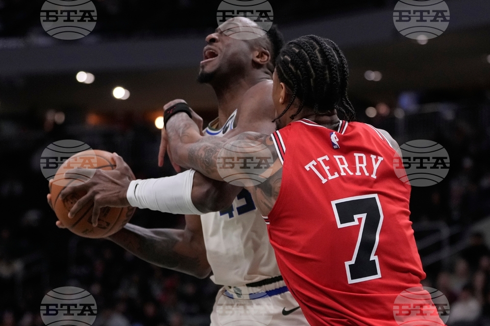 Bulls Bucks Basketball