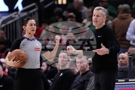 Bulls Bucks Basketball