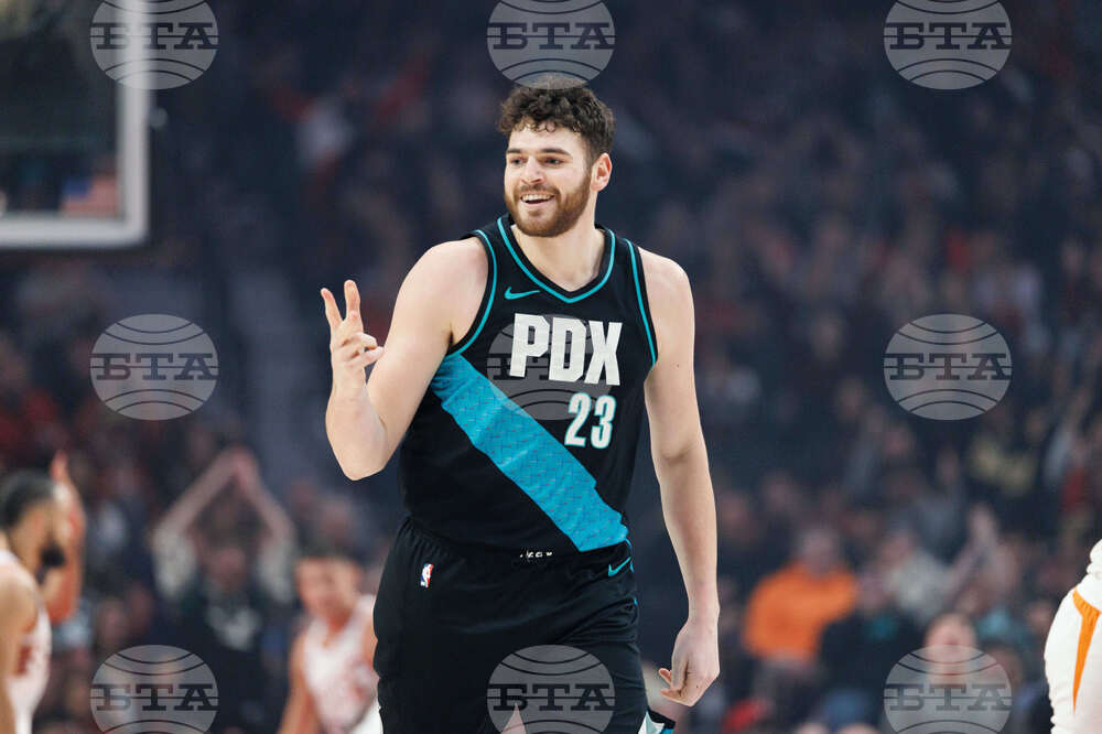 Suns Trail Blazers Basketball