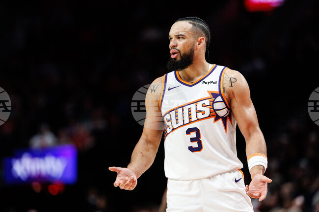 Баскетболистът на Финикс Сънс Дилън Брукс бе заловен да шофира в нетрезво състояние