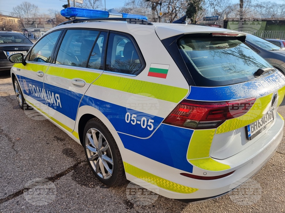 Обвиниха 25-годишен учител от Пловдив за блудствени действия с непълнолетни