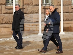 „БСП-Обединена левица“ - президент - консултации - пристигане