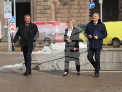 „БСП-Обединена левица“ - президент - консултации - пристигане