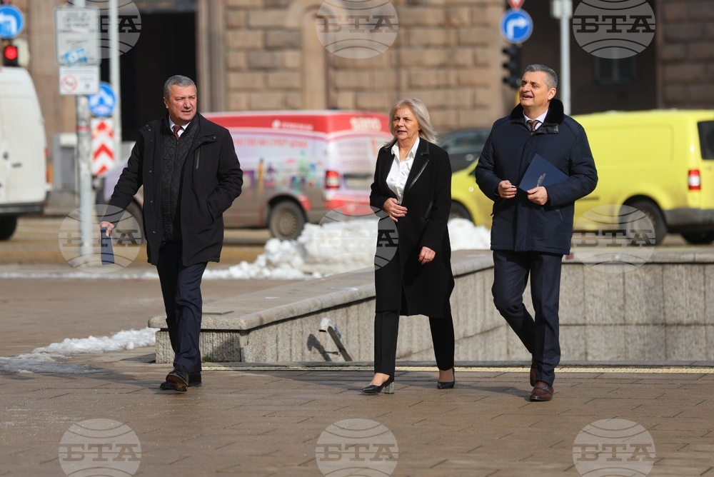 „БСП-Обединена левица“ - президент - консултации - пристигане