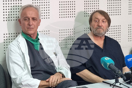 Варна - болница - ръководство - пресконференция