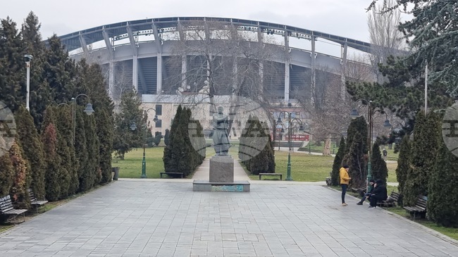 Република Северна Македония - паметник - Гоце Делчев - 154 години от рождението на революционера