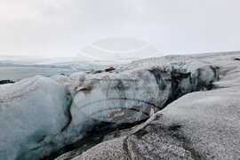 Антарктида - Ден 76 - тема на деня - Физикът Васил Гурев: Челото на ледника до българската антарктическа база се движи с 20-30 метра годишно