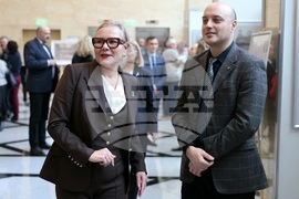 Парламент - „Времеление" - изложба - откриване