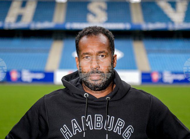 Даниел Тиуне е новият треньор на Вердер Бремен