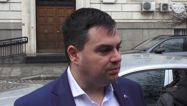 От 1 март месечният абонамент на паркинга „Джеймс Баучер“ в София се намалява на 140 евро, съобщи заместник-кметът Виктор Чаушев