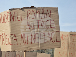 Румъния - Букурещ - образование - протест