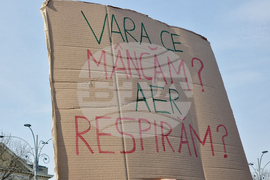 Румъния - Букурещ - образование - протест