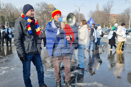 Румъния - Букурещ - образование - протест