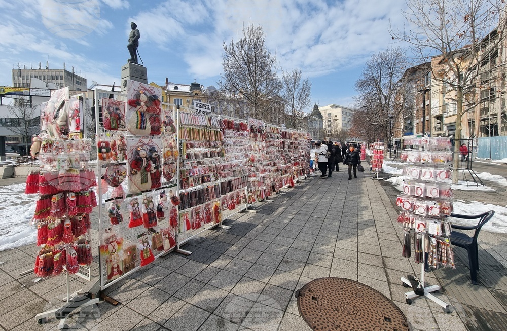 Плевен - мартеници - базар
