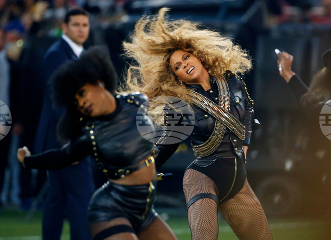 Super Bowl-Halftime Controversies