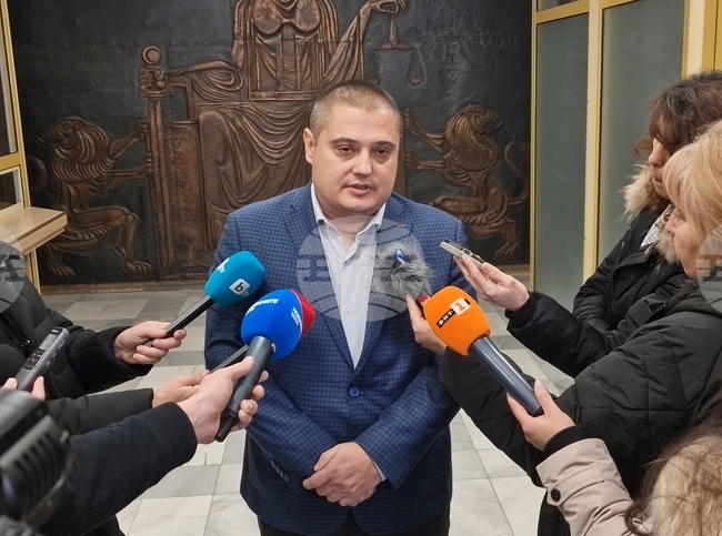 Продължава оперативно-издирвателната дейност на хора, които са били клиенти на двамата обвиняеми за насилието над животни в Свищовско