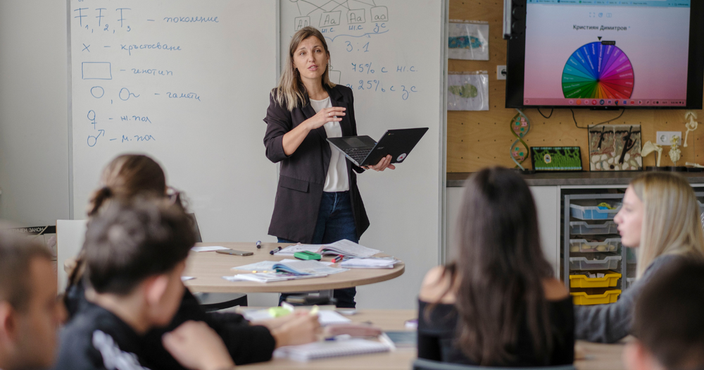 Българските ученици вече имат достъп до интерактивен урок по финансова киберсигурност, съобщиха от Prepodavame.bg