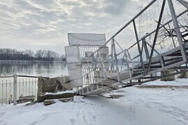 Видин - река Дунав - баржи - инцидент - свободно плаване - повредена инфраструктура